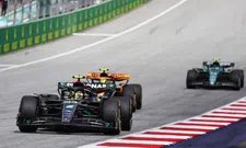 Thumbnail for article: Hamilton loopt al vroeg in GP Oostenrijk aan tegen vijf seconden tijdstraf