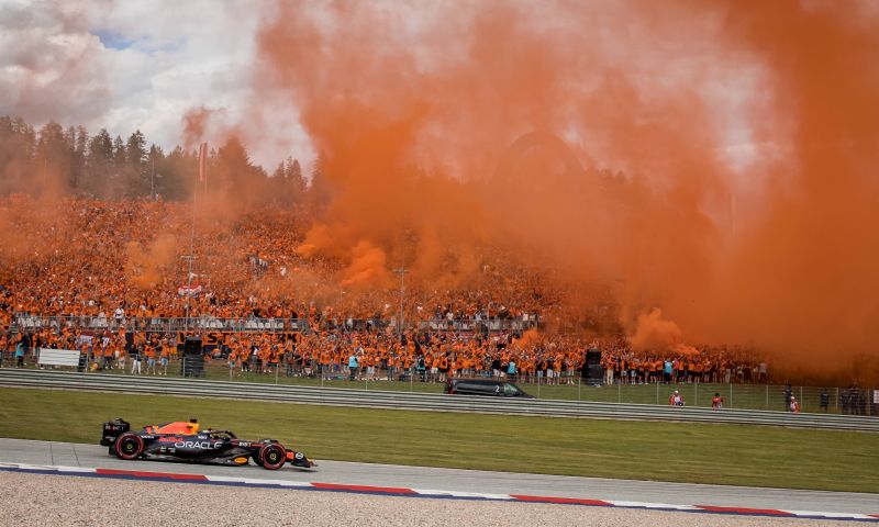 verstappen domine tellement qu'il est aussi en tête des constructeurs