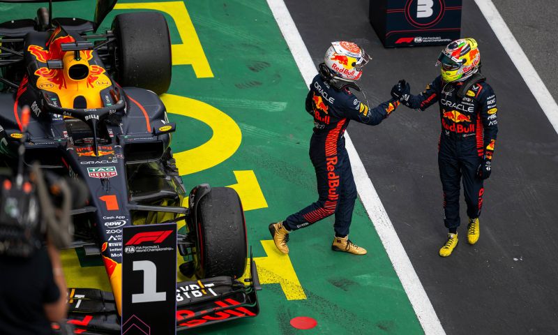 Albers ziet Verstappen-dominantie niet bij Perez Wel dezelfde auto