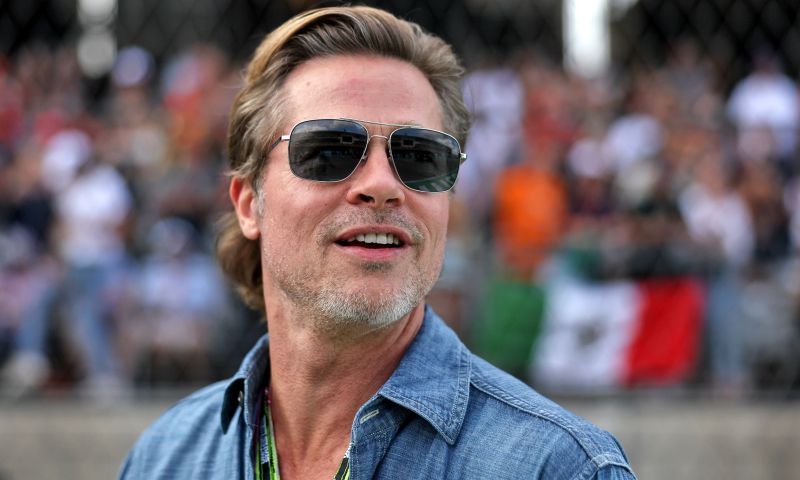 First footage Brad Pitt filming at Silverstone: This is his APXGP car