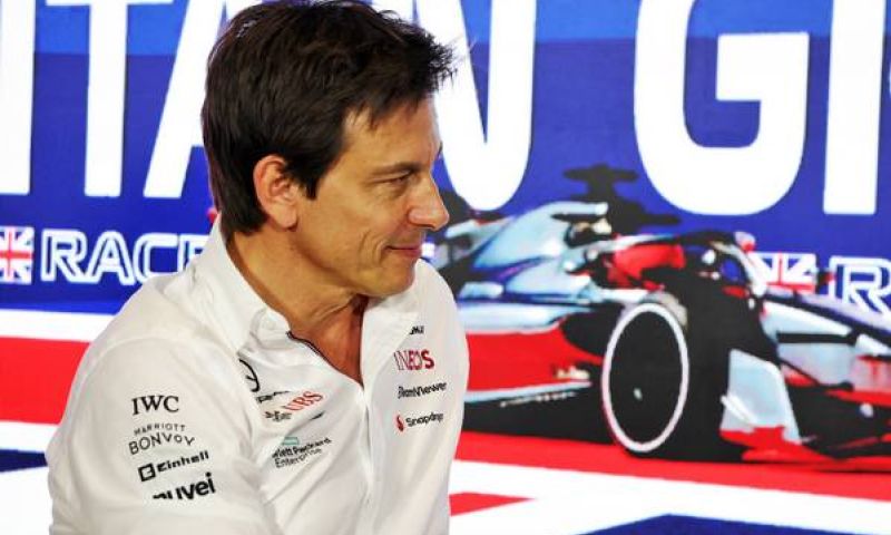 Wolff looks ahead to start Verstappen and Hamilton Hungary