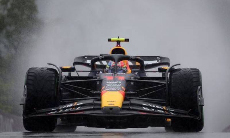Pérez, fuera en la Sprint tras contacto con Hamilton: 'Muy desafortunado'