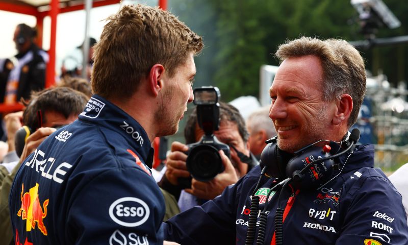 Horner over Red Bull-dominantie Verstappen en Perez: 'Allemaal teamwork'