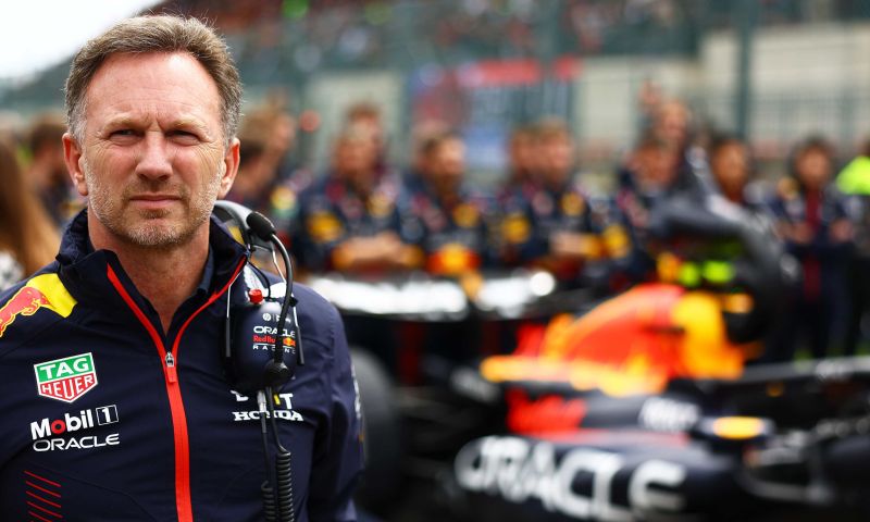 Horner vergelijkt dominantie Red Bull met Mercedes