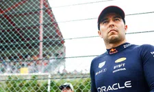 Thumbnail for article: 'Contract van Perez kan aangepast worden door achterstand op Verstappen'