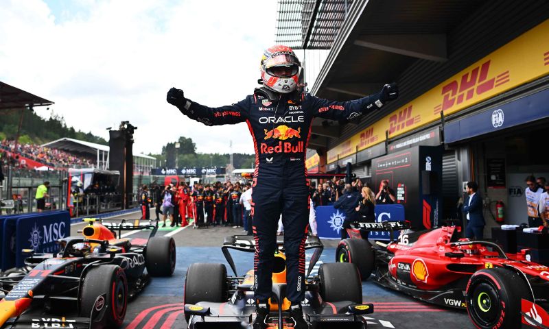 F1 Max Verstappen félicite Victoria pour son anniversaire