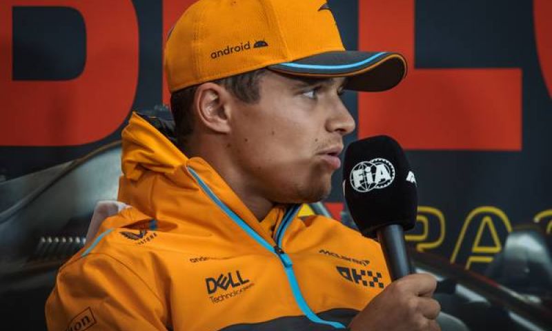 Lando Norris op bezoek bij MotoGP Silverstone