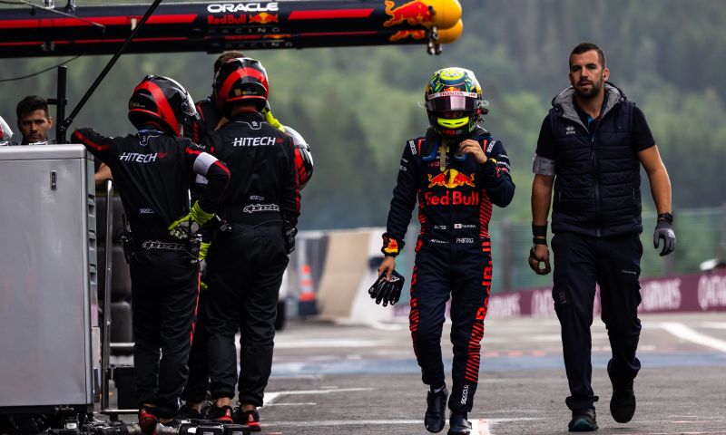 ¡Dardo de Iwasa! ¿Pilotar para Red Bull Racing? 'Ser Campeón Mundial'