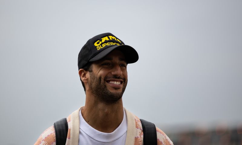 Perez zijn RB-stoeltje mogelijk in gevaar na etentje Ricciardo en Marko