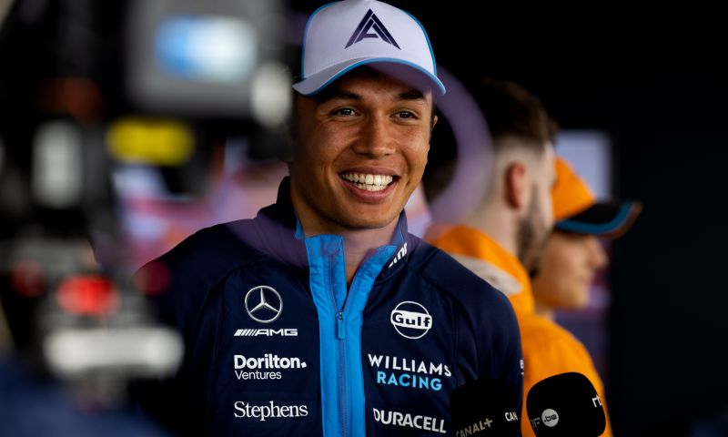 Albon voelt dat Williams vooruitgang aan het boeken is voor 2024