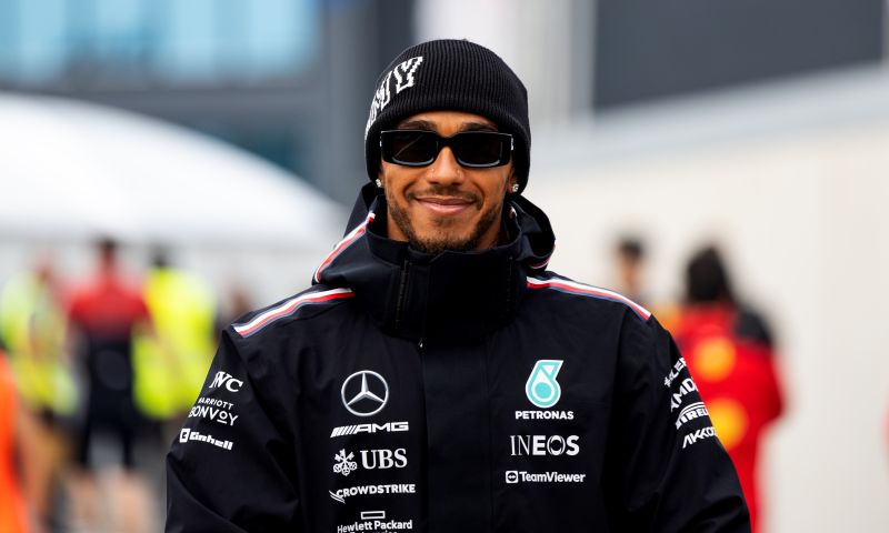 Hamilton thinks closing gap with Verstappen and Red Bull will be tough