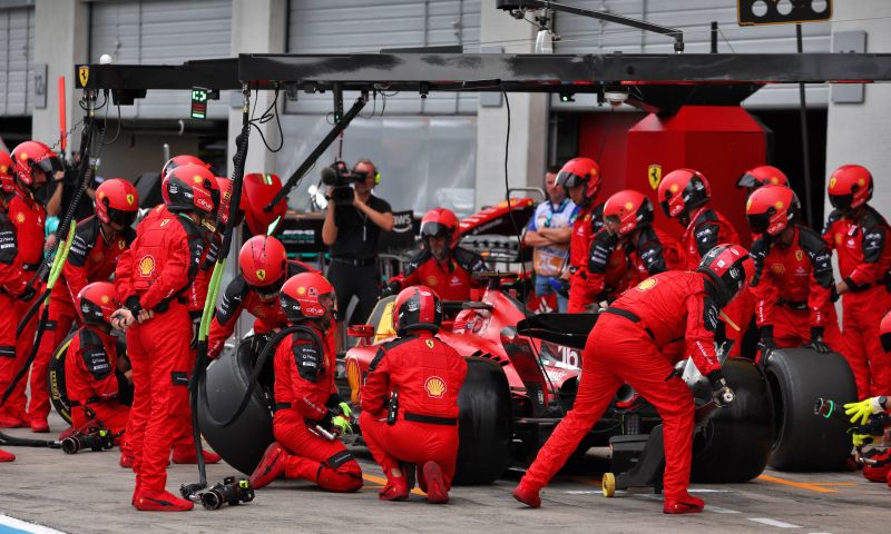 Leclerc y Sainz critican a Ferrari tras FP1 y FP2 en Zandvoort 