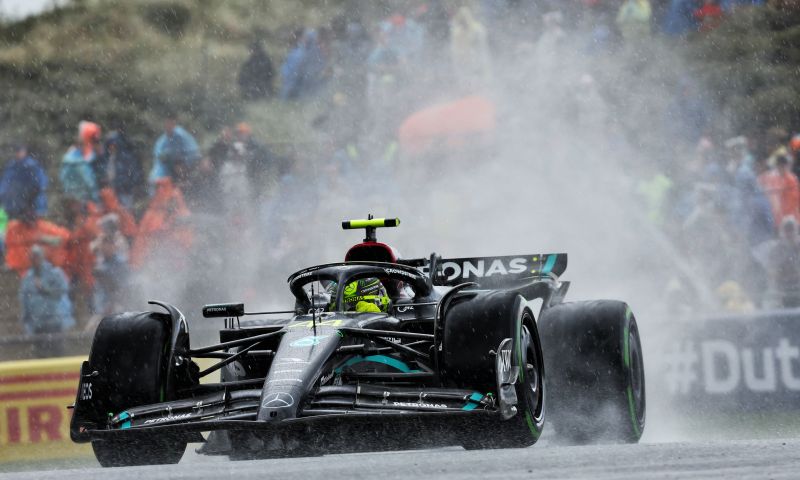 Hamilton reagisce al Gran Premio d'Olanda 2023 a Zandvoort