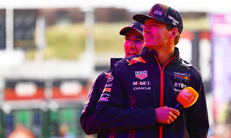 Boxenstopp Verstappen früher als Perez: 