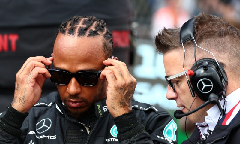 hamilton s'exprime après la prolongation de son contrat chez mercedes