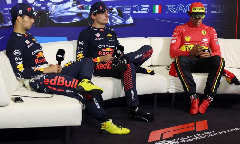 Sergio Pérez y Carlos Sainz bromean sobre sus apodos tras el GP de Italia