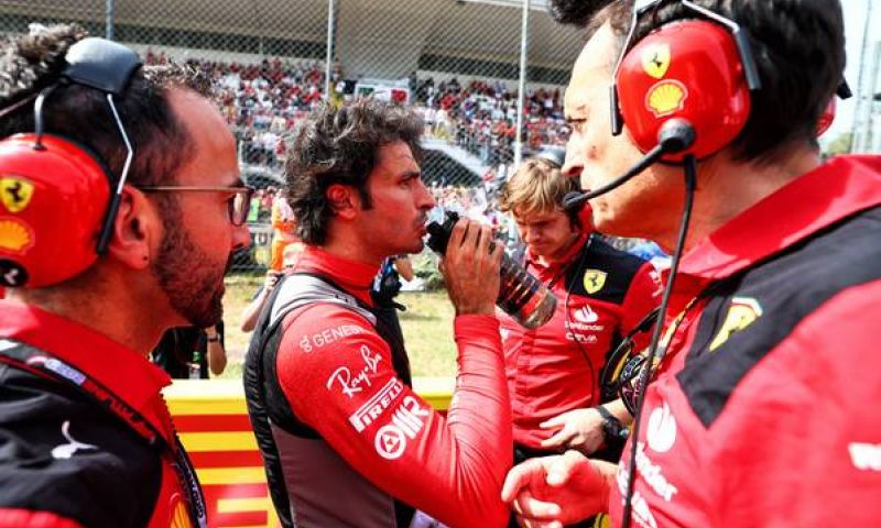 Sainz sulla lotta di Leclerc a Monza in Formula 1