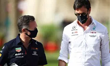 Thumbnail for article: Wolff hofft, dass Red Bull aufgrund der FIA-Intervention bei den Flexi-Flügeln Zeit verliert