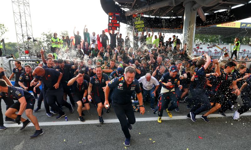 Quando a Red Bull poderá se tornar campeã de construtores?