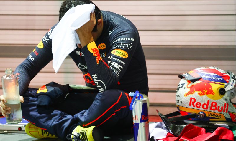 how does driver prepare for hot singapore