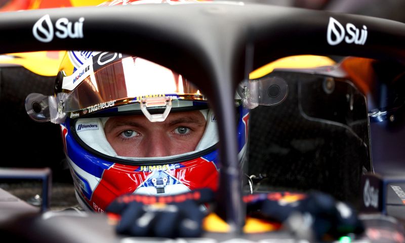 Verstappen semble accepter la pénalité sur la grille : 