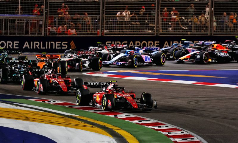 F1 constructors' standings after Singapore Red Bull aston martin ferrari mercedes