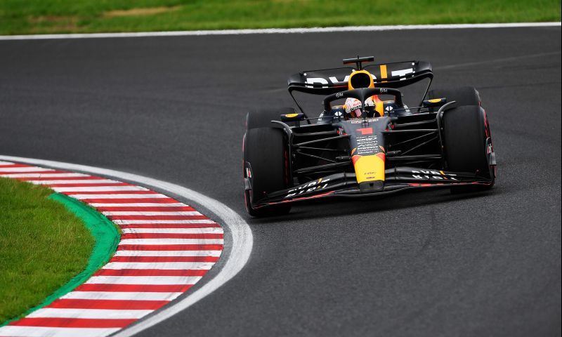 Verstappen sneller dan McLaren's, Perez en hele F1-grid