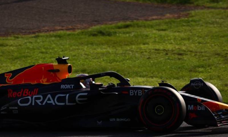 Verstappen vence com tranquilidade e conquista título para a Red Bull