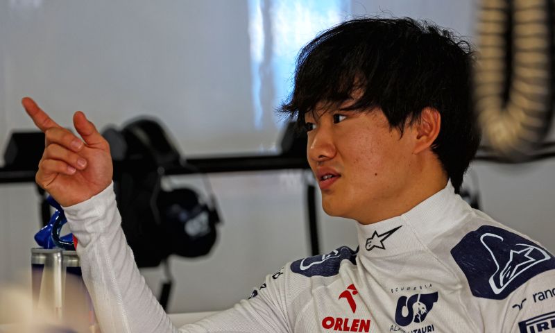 yuki tsunoda zukünftiger aston martin oder red bull