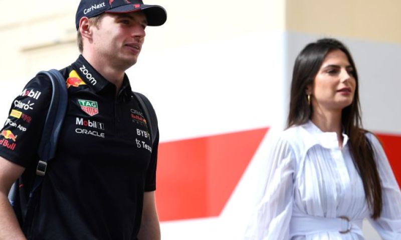 Dochter Kelly Piquet tijdens livestream Max Verstappen