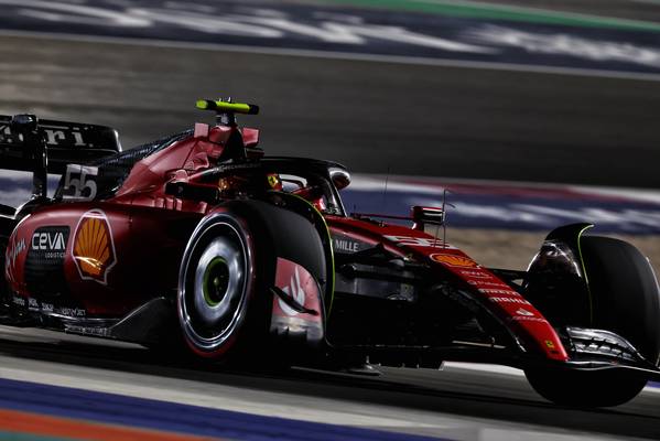 Sainz P12 problema nos pneus de qualificação Grande Prêmio do Catar 2023