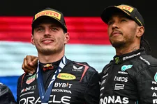 Thumbnail for article: Hamilton behauptet, er sei einer der wenigen Fahrer, die Verstappen herausfordern können