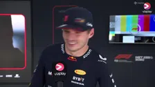 Thumbnail for article: Verstappen bromea con un miembro del equipo Red Bull sobre la salida: 'No estuvo tan mal esta vez'