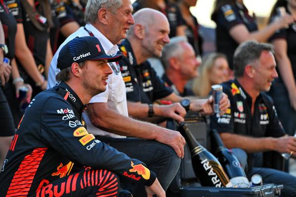 Abucheos para el gobernador Greg Abbott junto a Max Verstappen Austin F1