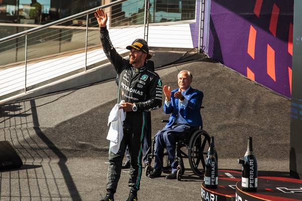 Lewis Hamilton looks back on United States gp does not fully blame team