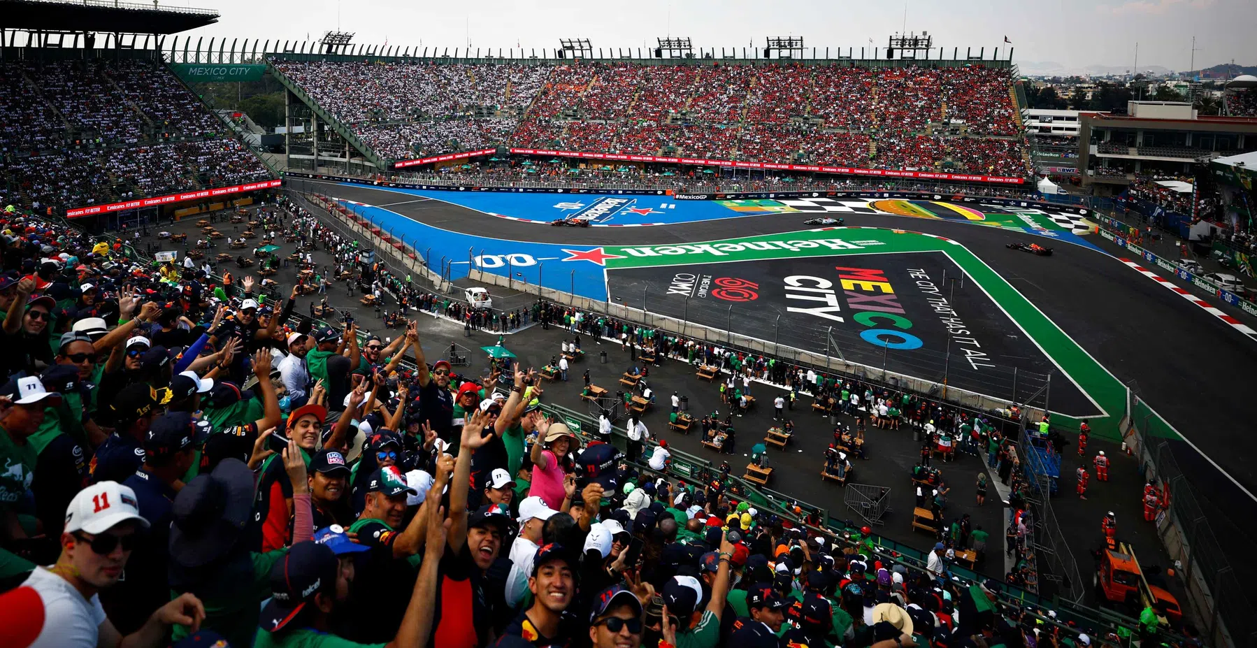 Hurricane on the way in Mexico just before F1 race