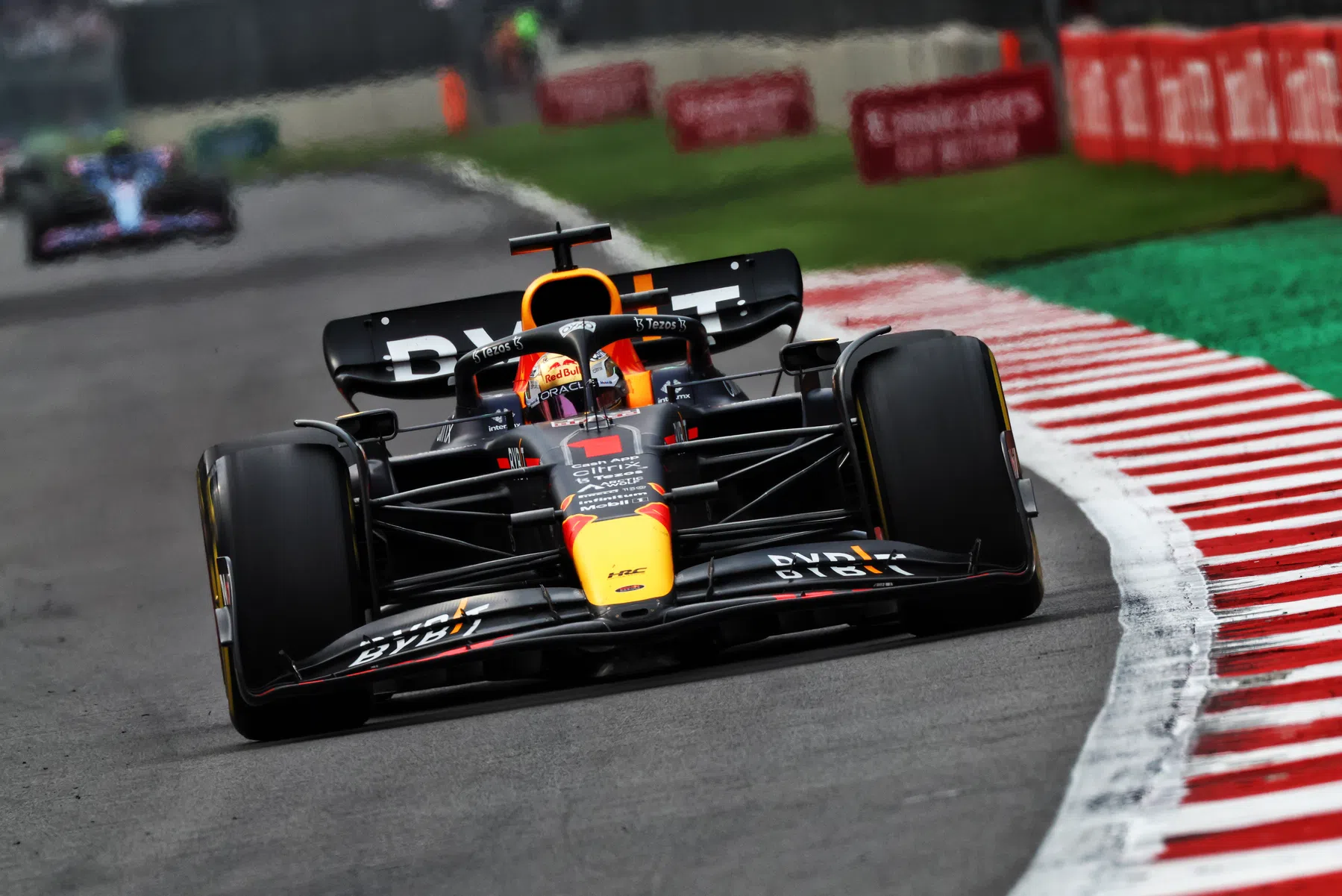 Verstappen quer clareza da FIA sobre os limites de pista