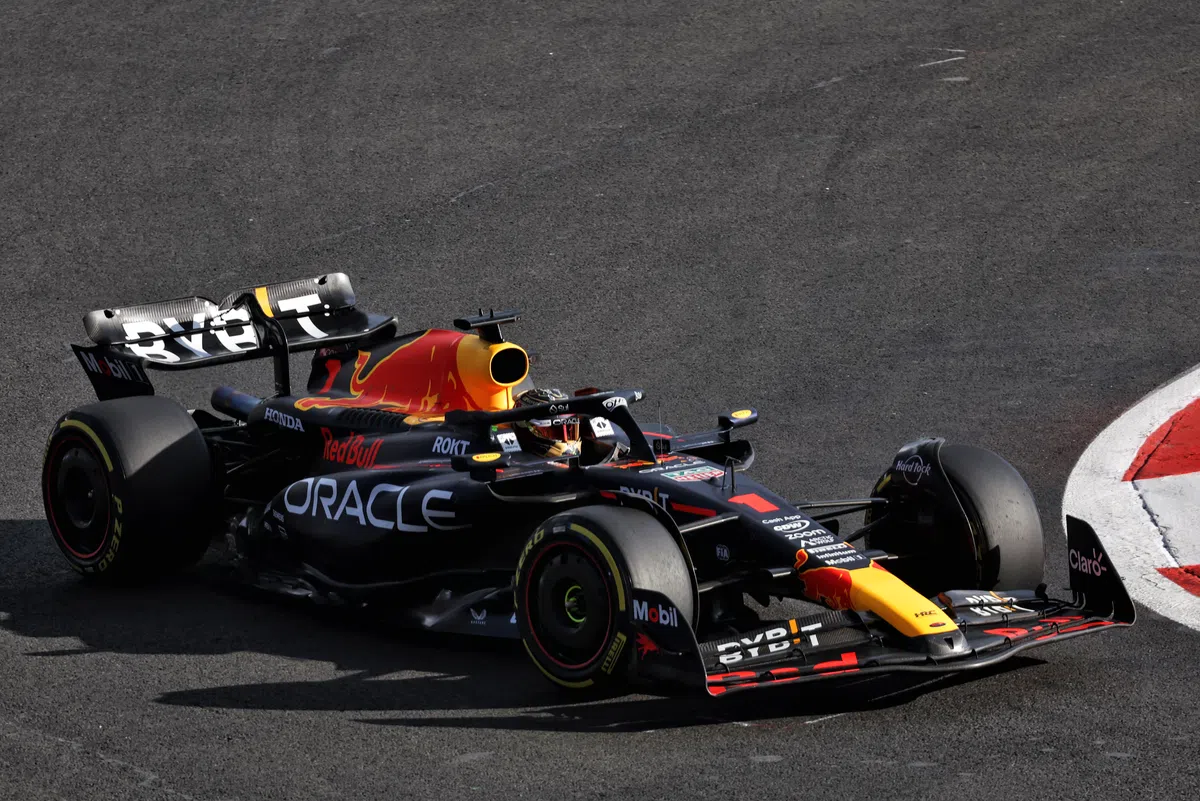 Verstappen lidera 1º treino do GP do México; Albon é 2º e Pérez fica em 3º