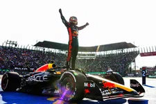 Thumbnail for article: Deze superster deed Verstappen na na overwinning in Mexico