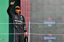 Thumbnail for article: Hamilton ziet kans om Perez te pakken: 'Hangt af van hoe Checo het doet'