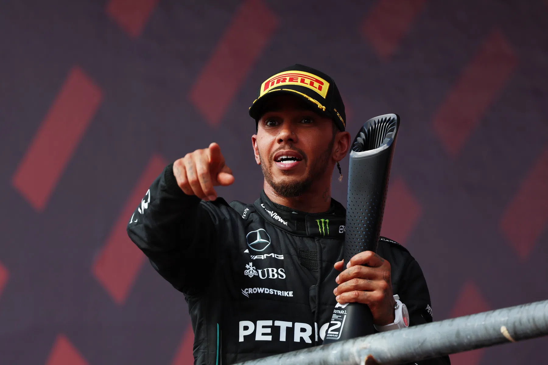 Lewis Hamilton confía en llegar a Brasil pero gana Verstappen 
