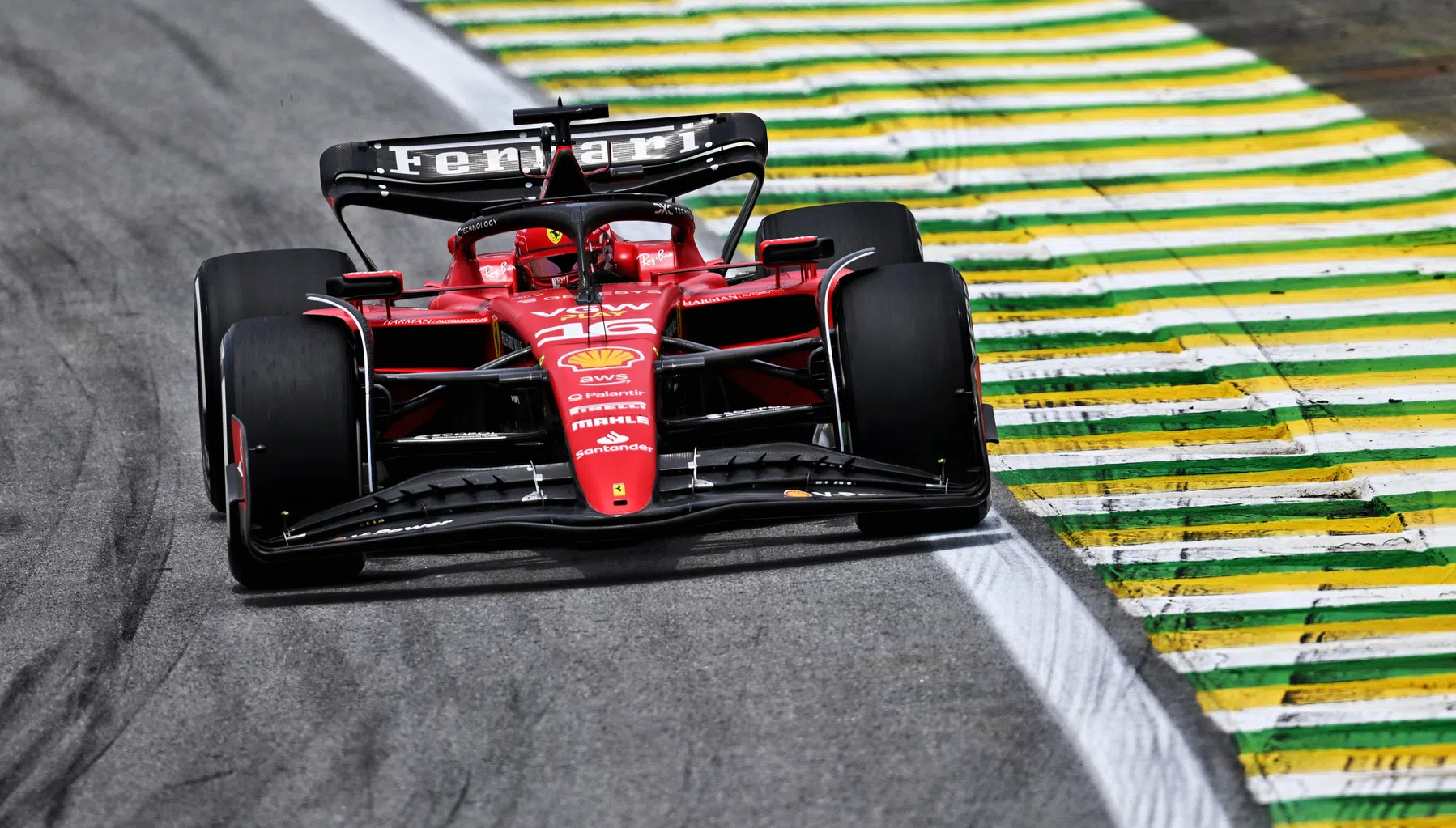 uitslag eerste training brazilie vt1 sainz leclerc russell verstappen p16