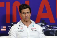 Thumbnail for article: Wolff sente o desempenho abaixo da Mercedes no sprint: "Dia de contusões"