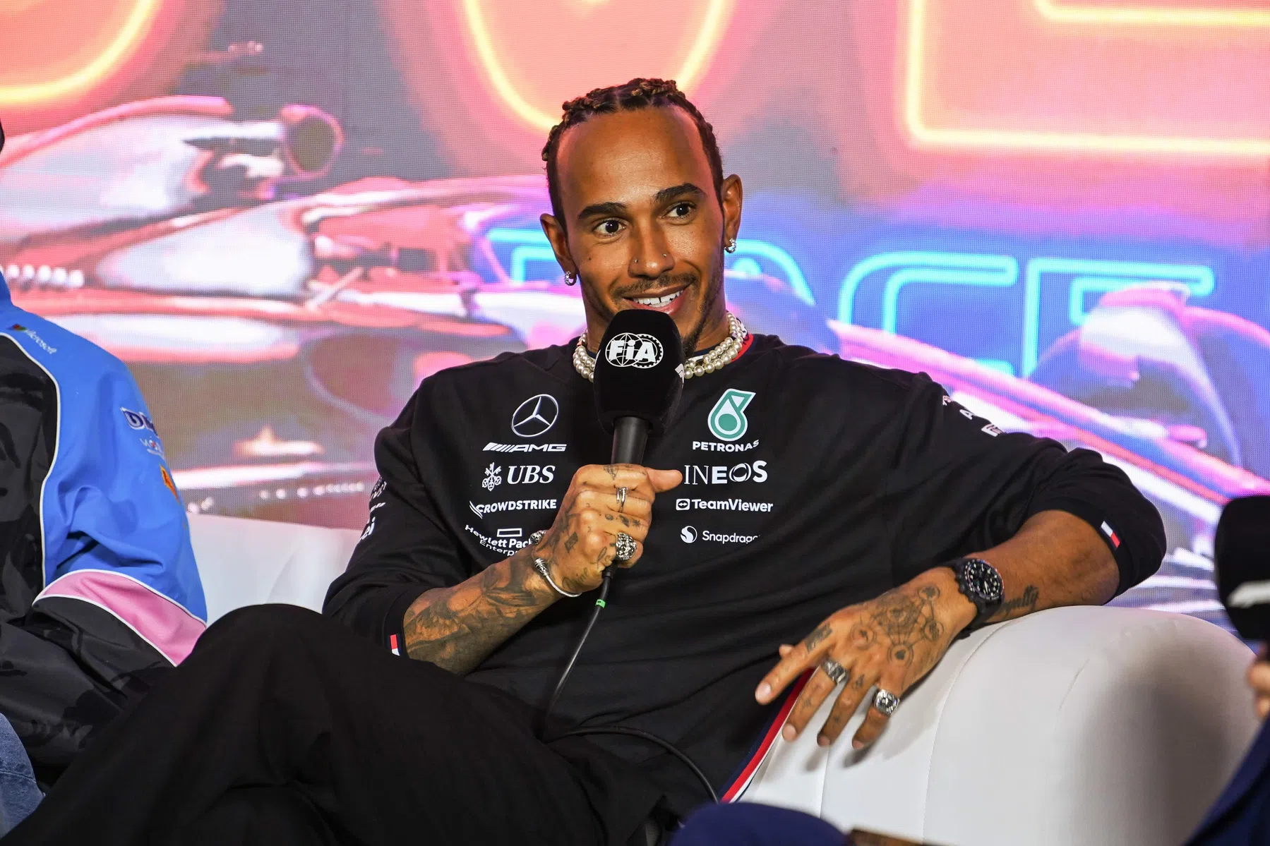 Hamilton impressed at Las Vegas GP