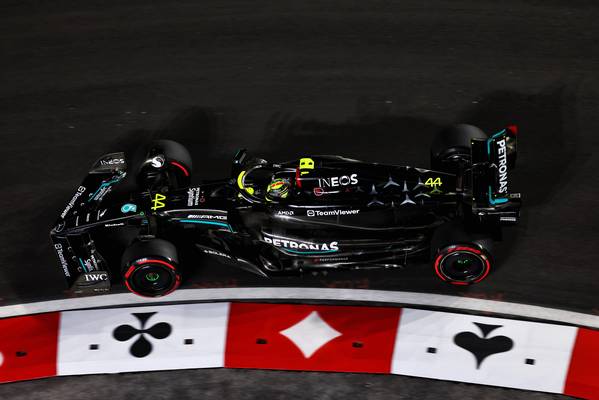 Reactie Lewis Hamilton na VT2 bij Grand Prix Las Vegas