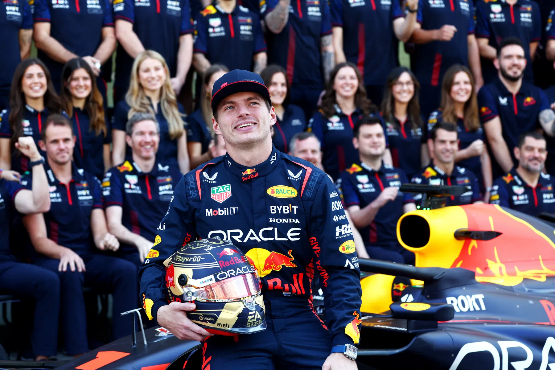 verstappen driver parade abu dhabi 2023