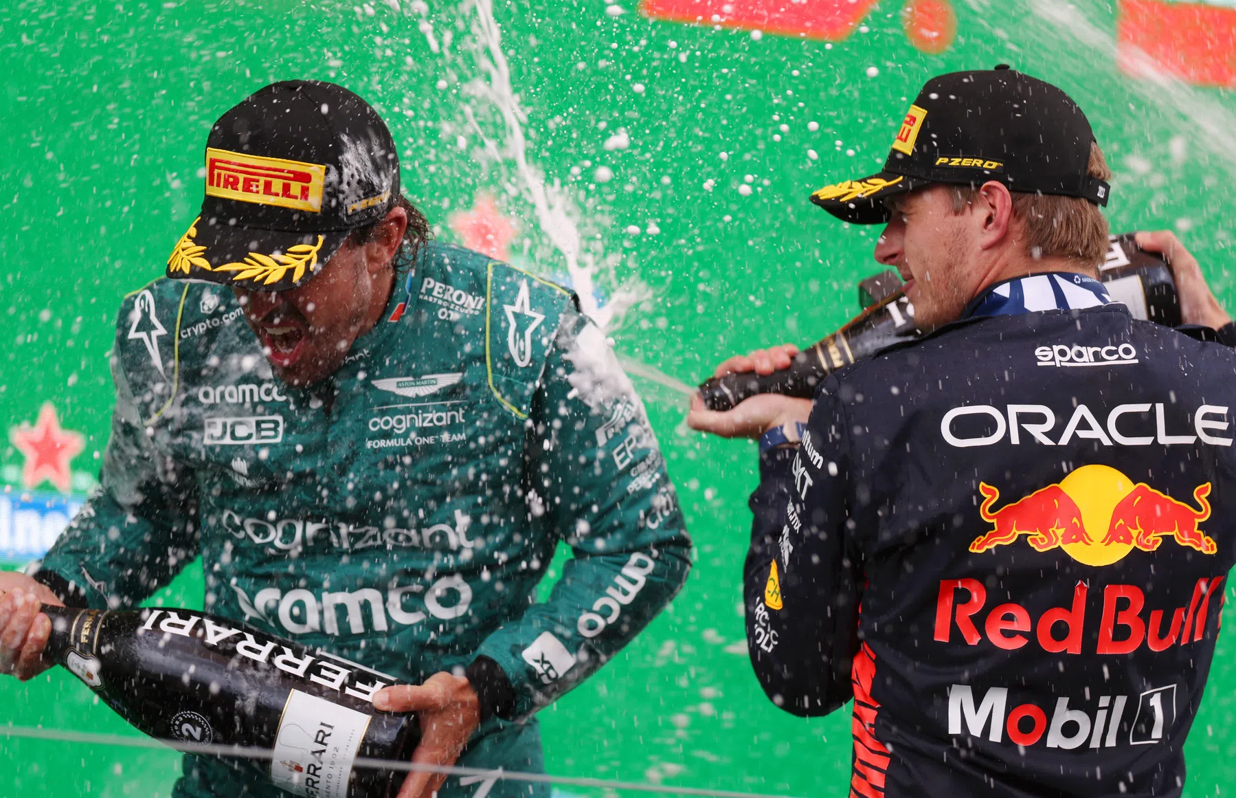 Alonso e Verstappen dão entrevista à Viaplay após o GP de Abu Dhabi de 2023