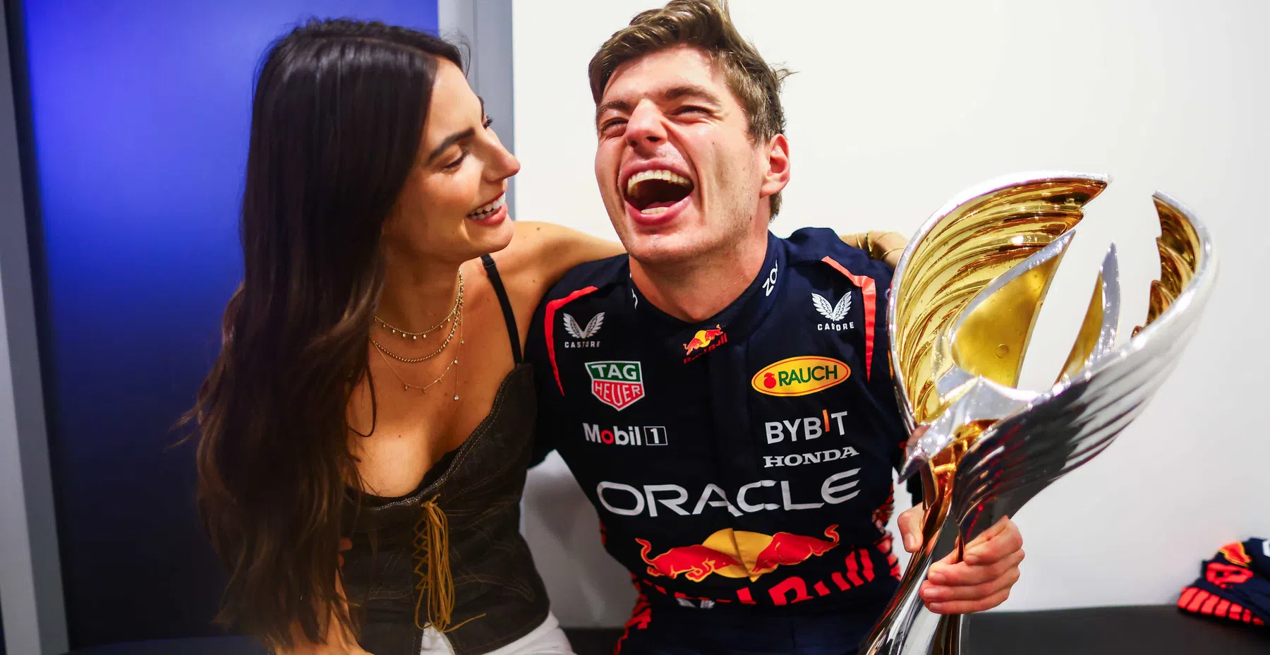 Verstappen en vriendin Kelly Piquet vieren dominant F1-seizoen