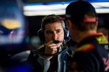 Thumbnail for article: Verstappen hasn't changed a bit: 'Sometimes seems like a difficult guy'