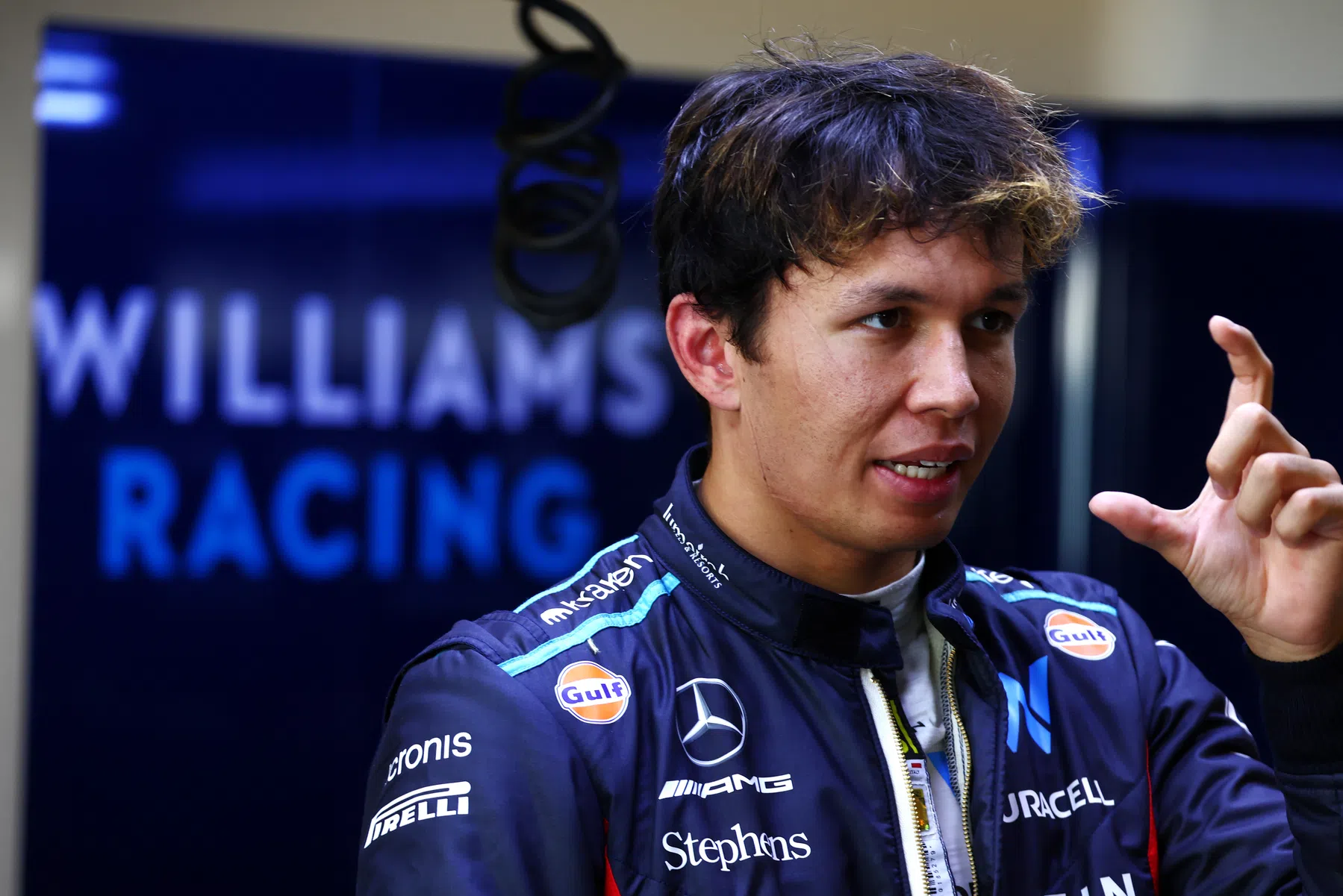 analyse alex albon top team red bull ferrari